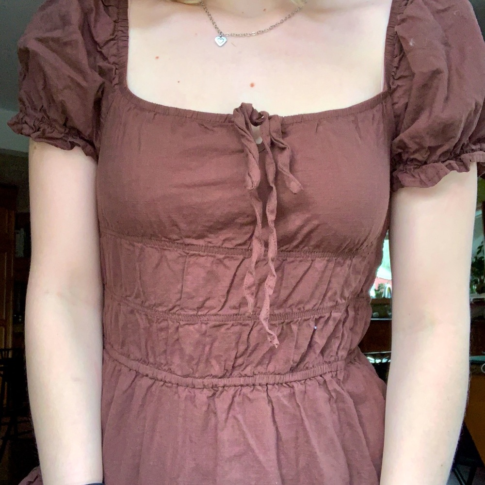 Milk Maid style dress, size small in the color brown